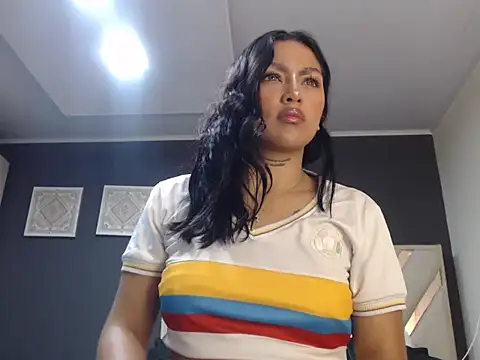 sarajohs online show from July 7, 2:54 pm