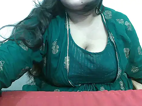 Snapshot of arpitatalda0100 chatting on July 17, 6:53 am arpitatalda0100 online show from July 17, 6:53 am