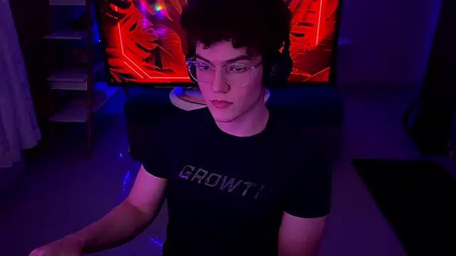 twinkzinhobr online show from July 30, 12:09 am