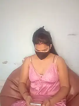 Snapshot of Suman_hot43 chatting on July 17, 8:10 am Suman hot43 online show from July 17, 8:10 am