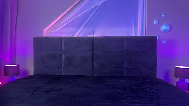 Snapshot of pink_paula chatting on July 10, 8:11 pm pink paula online show from July 10, 8:11 pm