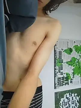 Snapshot of lucas20boyy chatting on July 13, 10:18 am lucas20boyy online show from July 13, 10:18 am