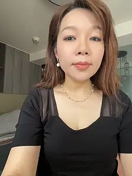 Snapshot of si-si-love chatting on July 10, 3:11 am si-si-love online show from July 10, 3:11 am