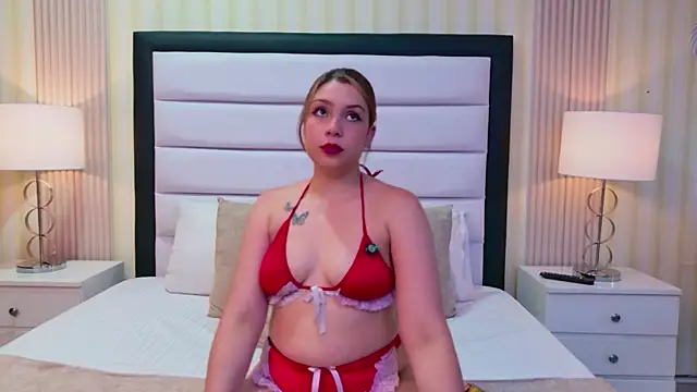ChloeRoussee online show from July 28, 3:13 am