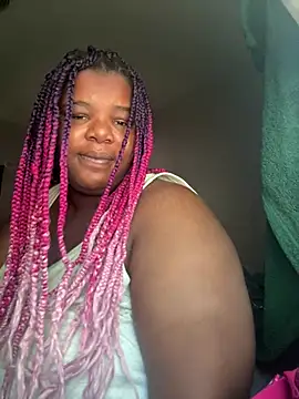 Snapshot of QueenTease420 chatting on July 8, 12:42 pm QueenTease420 online show from July 8, 12:42 pm