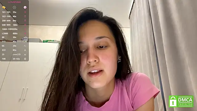 Snapshot of GildaCode chatting on July 12, 3:25 pm GildaCode online show from July 12, 3:25 pm