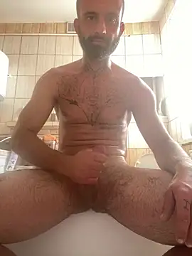 Snapshot of erykoshot chatting on July 16, 5:19 pm erykoshot online show from July 16, 5:19 pm