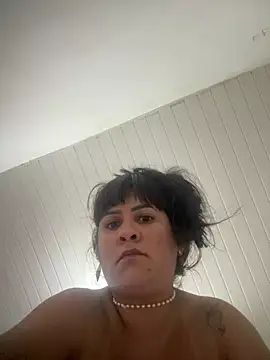 Snapshot of moranquinho chatting on July 16, 4:35 pm moranquinho online show from July 16, 4:35 pm
