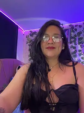 Snapshot of IVYGRETA chatting on July 16, 5:13 am IVYGRETA online show from July 16, 5:13 am
