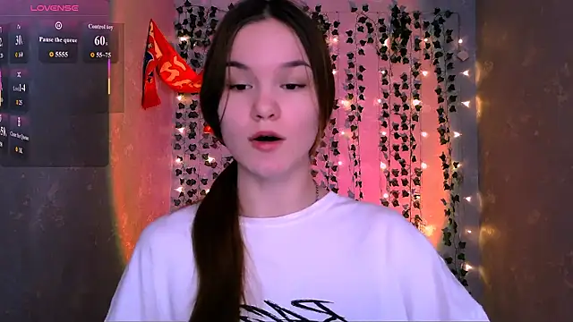 Snapshot of Amber_Roger chatting on July 10, 5:34 am Amber Roger online show from July 10, 5:34 am