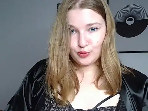 Snapshot of Alexa-dream chatting on July 21, 8:16 am Alexa-dream online show from July 21, 8:16 am