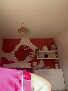 Snapshot of bleurose18 chatting on July 14, 1:06 pm bleurose18 online show from July 14, 1:06 pm