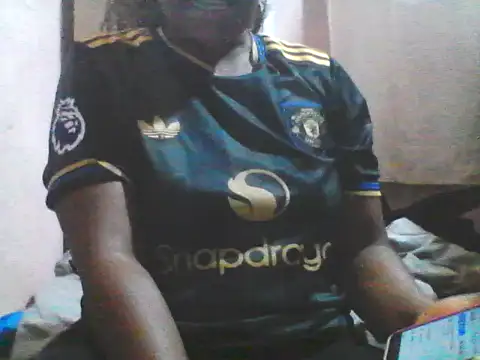 Snapshot of shix43 chatting on July 16, 4:46 pm shix43 online show from July 16, 4:46 pm