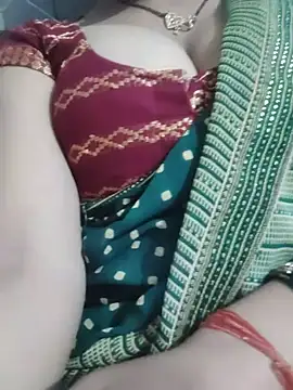 Snapshot of Sexy_-couple chatting on August 6, 2:13 am Sexy -couple online show from August 6, 2:13 am