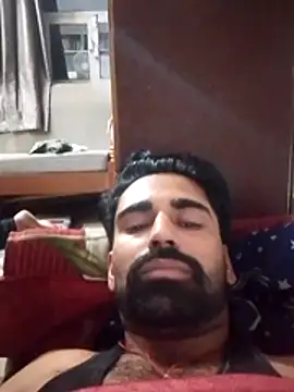 Snapshot of Luckyrajput2323 chatting on July 18, 8:45 pm Luckyrajput2323 online show from July 18, 8:45 pm
