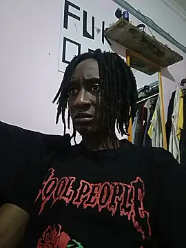 Snapshot of TryingExpiry chatting on July 15, 5:29 pm TryingExpiry online show from July 15, 5:29 pm