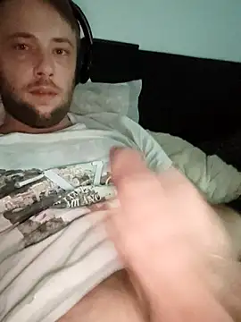 llChrisll95 online show from July 29, 7:23 pm