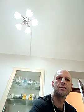 Snapshot of marco77to chatting on July 16, 12:55 pm marco77to online show from July 16, 12:55 pm