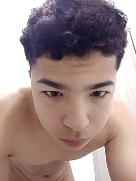 Snapshot of Santy_18v chatting on July 20, 6:54 pm Santy 18v online show from July 20, 6:54 pm