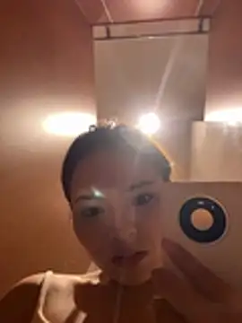 Snapshot of nide-xiaoxue chatting on July 23, 12:36 pm nide-xiaoxue online show from July 23, 12:36 pm