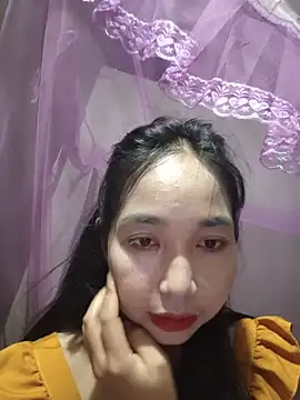 Snapshot of Elooise chatting on July 15, 2:00 pm Elooise online show from July 15, 2:00 pm