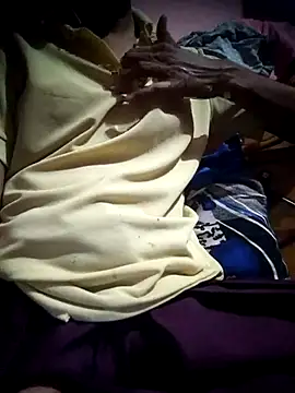 Snapshot of Lovely_jii23 chatting on July 28, 4:39 pm Lovely jii23 online show from July 28, 4:39 pm