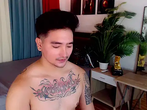Snapshot of sinfulasher chatting on July 22, 6:38 am sinfulasher online show from July 22, 6:38 am