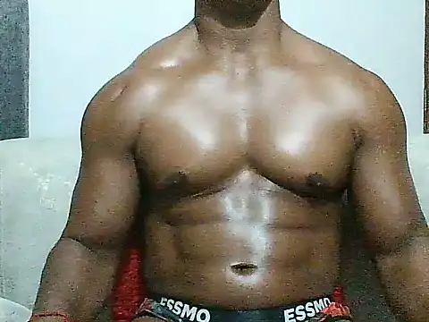 Snapshot of brandom35 chatting on July 19, 2:04 am brandom35 online show from July 19, 2:04 am
