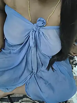 Snapshot of tamil_Anusri_couple chatting on July 18, 2:32 pm tamil Anusri couple online show from July 18, 2:32 pm