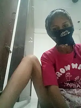 Snapshot of annuji4763 chatting on July 20, 5:48 pm annuji4763 online show from July 20, 5:48 pm