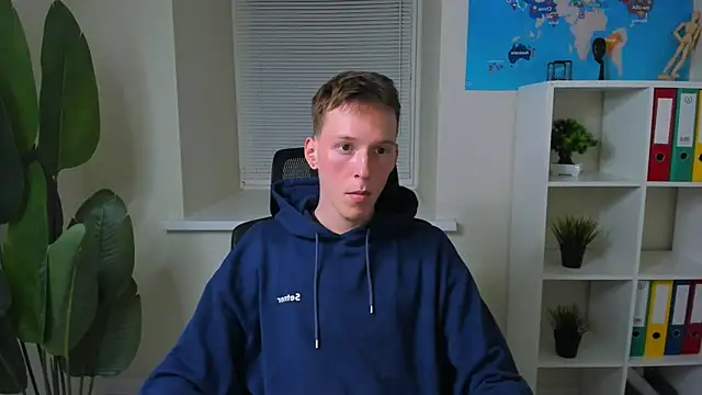 Snapshot of Scott_Pottss chatting on July 28, 11:17 am Scott Pottss online show from July 28, 11:17 am