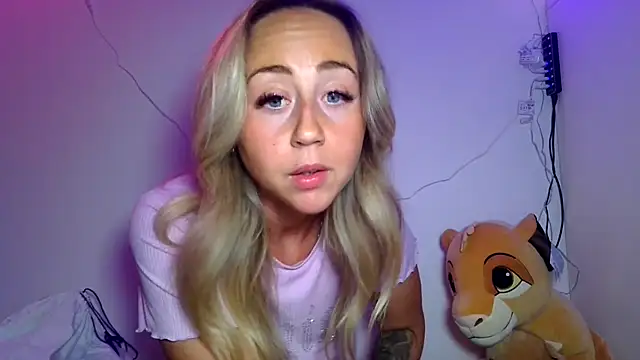 Ashtonrae4 online show from July 22, 8:33 pm