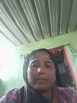 Snapshot of Hott_arushi chatting on July 23, 10:46 am Hott arushi online show from July 23, 10:46 am