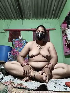 Snapshot of Hott_arushi chatting on July 26, 9:27 am Hott arushi online show from July 26, 9:27 am