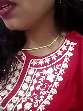 Snapshot of charu_cam chatting on July 20, 10:39 am charu cam online show from July 20, 10:39 am