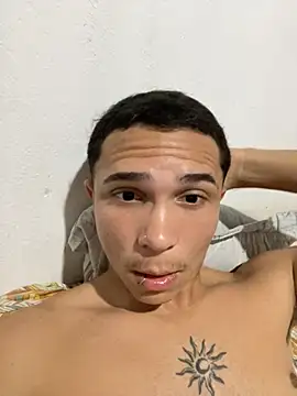 Snapshot of erick-5 chatting on July 20, 7:33 am erick-5 online show from July 20, 7:33 am