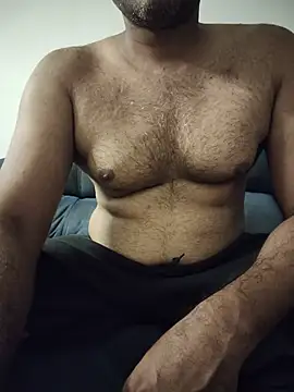 Snapshot of smalldickguy001 chatting on July 20, 5:48 pm smalldickguy001 online show from July 20, 5:48 pm