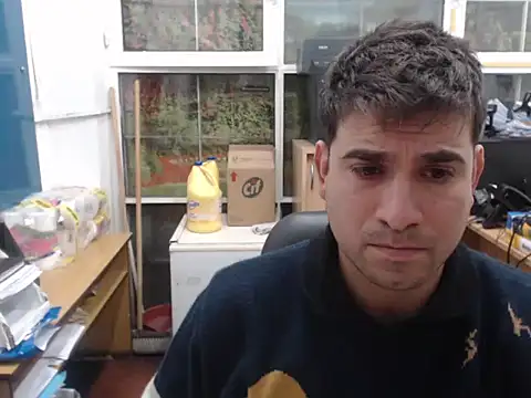 Snapshot of wanderlust_17 chatting on July 22, 3:53 am wanderlust 17 online show from July 22, 3:53 am