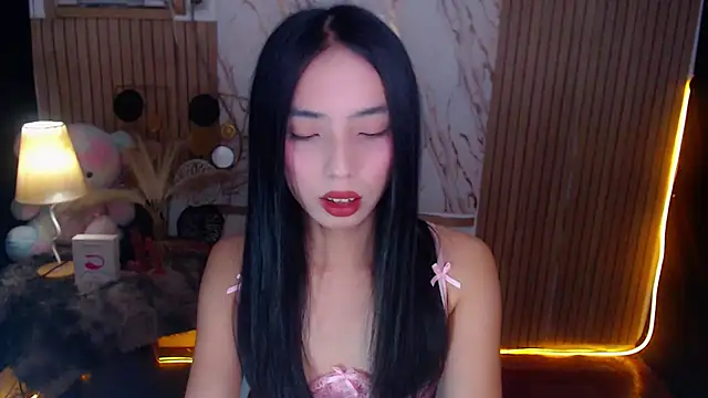 Trans yvone online show from July 22, 5:49 pm