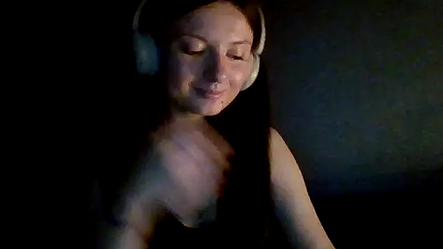 Snapshot of yana101 chatting on July 28, 8:52 pm yana101 online show from July 28, 8:52 pm