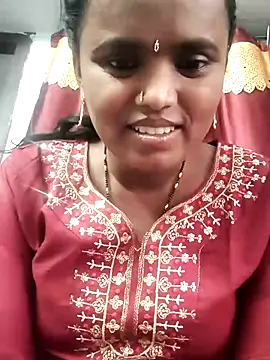 Snapshot of Mounika-Telugu chatting on July 24, 10:24 am Mounika-Telugu online show from July 24, 10:24 am