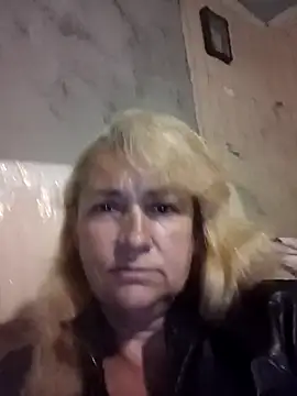 Snapshot of Bliss4532 chatting on July 28, 8:52 pm Bliss4532 online show from July 28, 8:52 pm