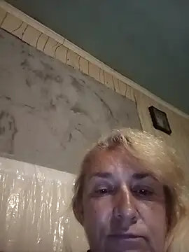 Snapshot of Bliss4532 chatting on July 29, 9:35 pm Bliss4532 online show from July 29, 9:35 pm