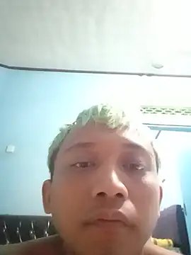 migiyy online show from July 25, 3:20 pm
