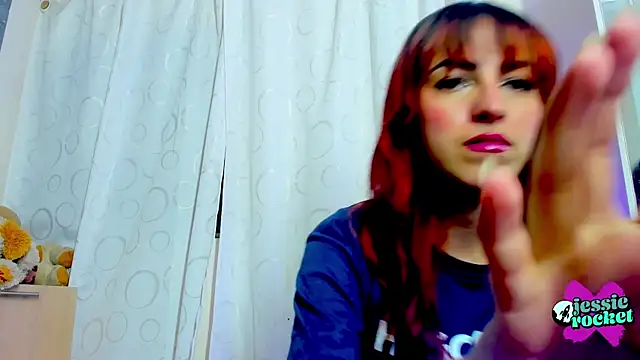 jessierocketx online show from June 20, 10:34 pm
