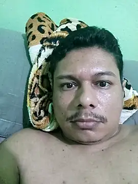 Snapshot of Machob chatting on July 25, 6:11 am Machob online show from July 25, 6:11 am