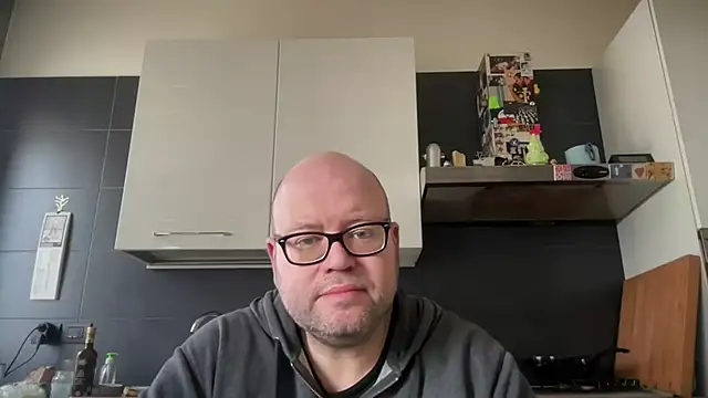 theitalianbear online show from January 17, 1:35 pm