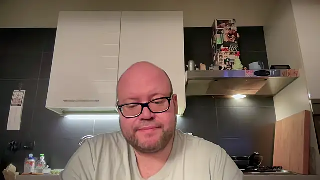 theitalianbear online show from February 12, 10:59 pm