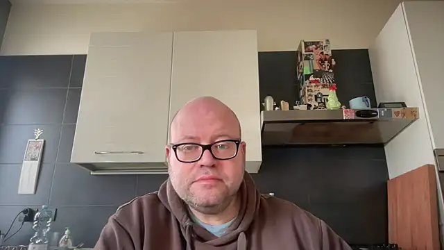 theitalianbear online show from March 18, 10:46 am