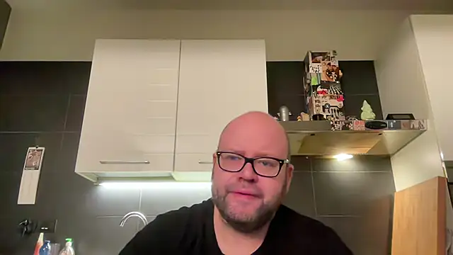 theitalianbear online show from November 3, 3:52 am